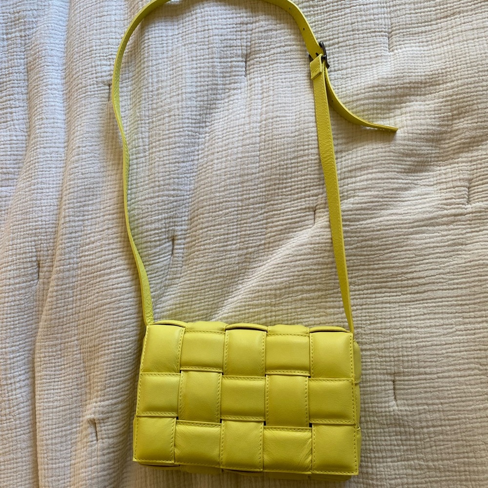Genuine Leather Yellow Crossbody Bag - Bottega Veneta Cassette style